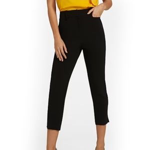 New York and Company high waisted Capri pant